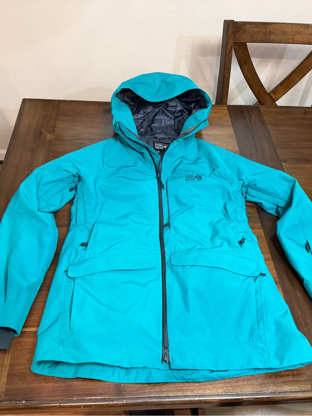 Women’s mountain hardwear gore-Tex jacket teal medium ski snow recco